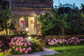 Luxurious Pigeon House with Private Garden
